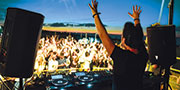 Partyclub Zrce - DJ Die DJs bringen euch in Partystimmung!