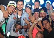 All night long Eure Guides machen für euch die besten Partys klar.