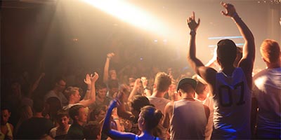 Feiern Feiern all Night Long in Lloret de Mar.
